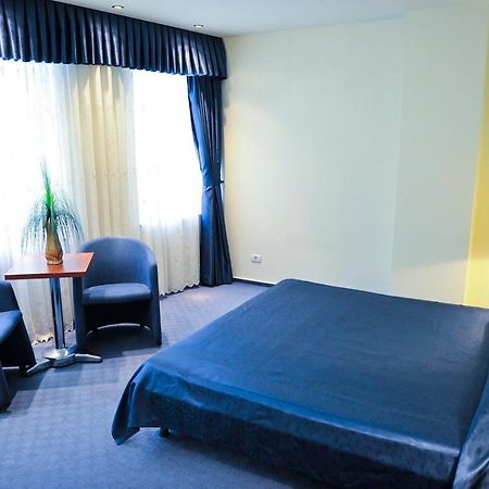 Samaa Hotel Bucureşti Ngoại thất bức ảnh