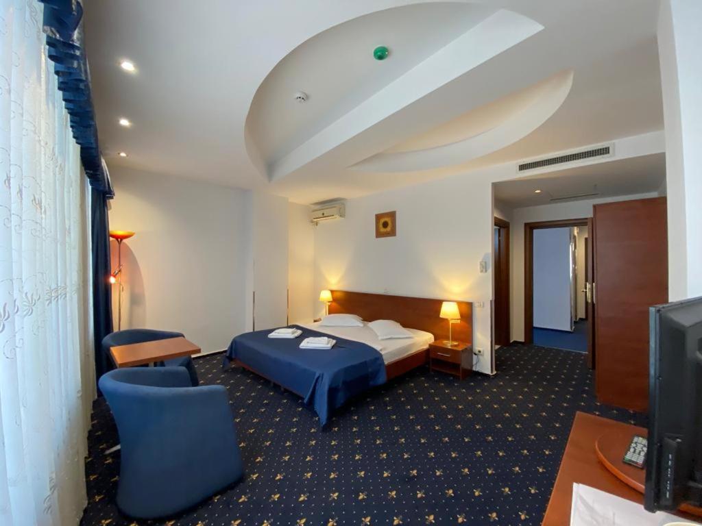 Samaa Hotel Bucureşti Ngoại thất bức ảnh