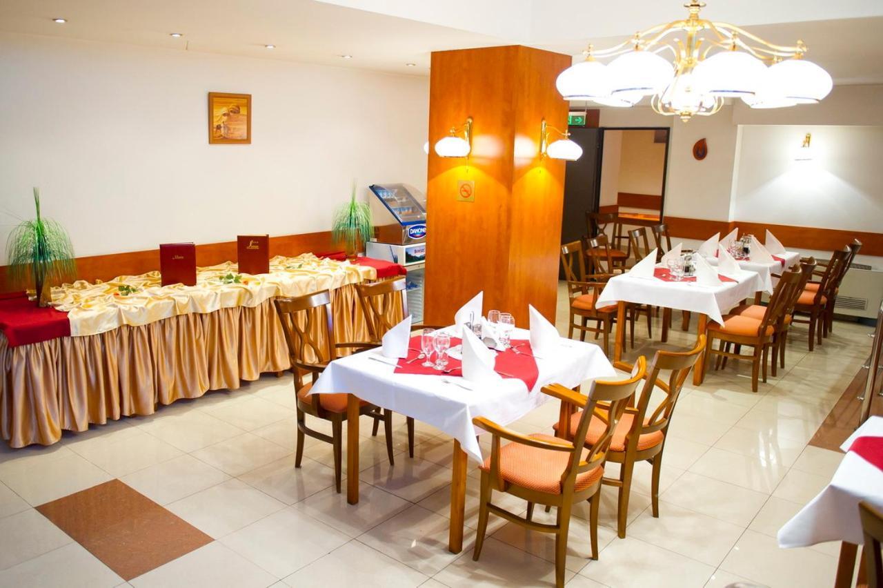 Samaa Hotel Bucureşti Ngoại thất bức ảnh